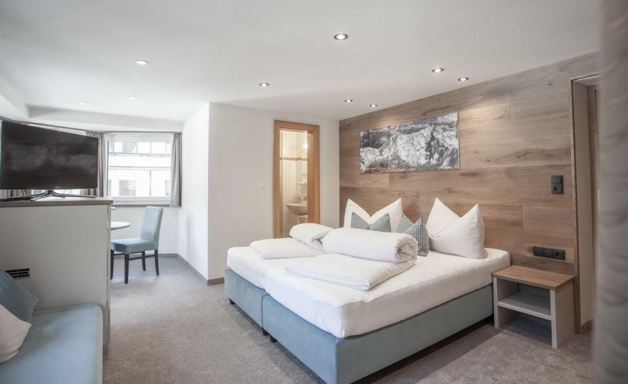 Garni Oetztal Rooms & Aparts Solden Exterior photo